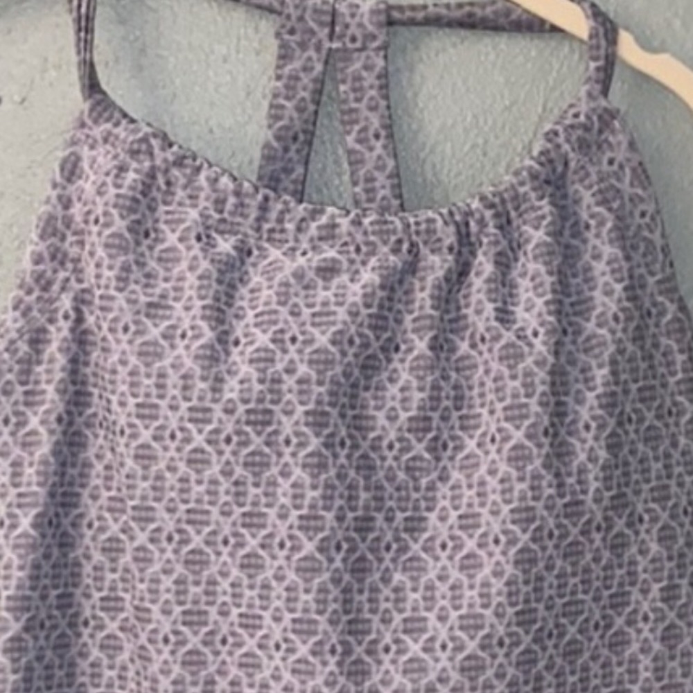 Prana Yoga Top Size Large, Gray.